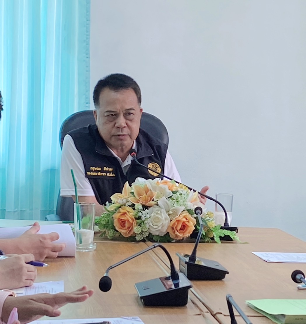 title - รองเลขาธิการ ส.ป.ก. ลงพื้นที่ประชุมเตรียมความพร้อมการตรวจราชการของรัฐมนตรีช่วยว่าการกระทรวงเกษตรและสหกรณ์ (นางสาวปิยะรัฐชย์ ติยะไพรัช) และการจัดงานพิธีมอบโฉนดเพื่อการเกษตร ณ ส.ป.ก.สุโขทัย
